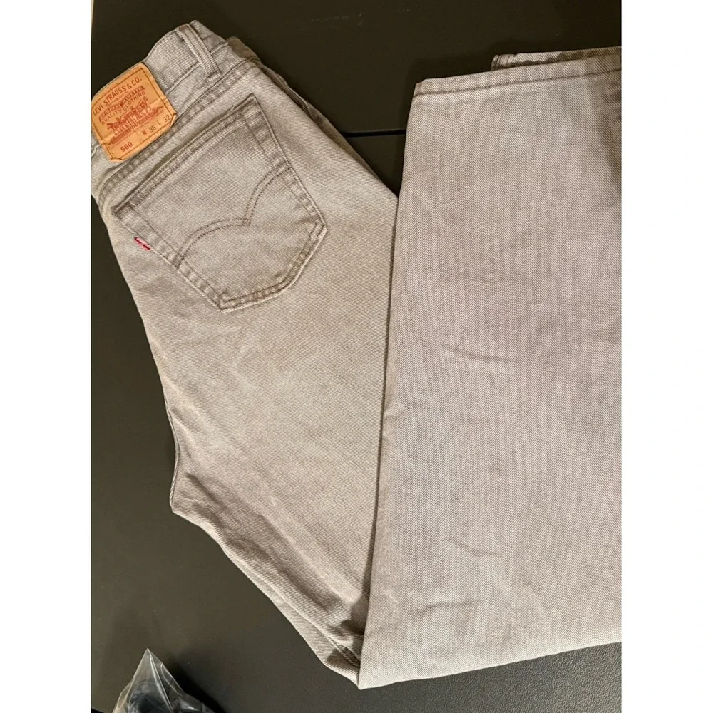 Levi 560 Men's Gray Jean 36x32